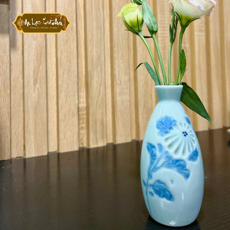 Bình Thanh Hoa Tịnh Tâm