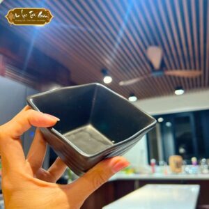 Chen Vuong Huyen Noin 5